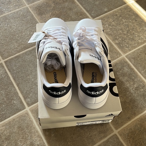 Grand Court 2.0 Shoes - Picture 4 of 4